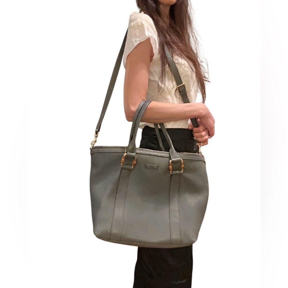 Gucci dark green medium tote with strap